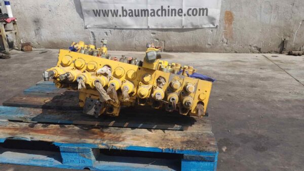 Distribuitor Hidraulic KOMATSU GC 155767