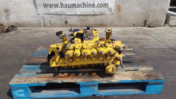 Distribuitor Hidraulic KOMATSU PC 240 16525 H