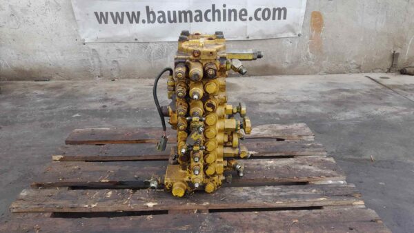 Distribuitor Hidraulic KOMATSU CCK  30450