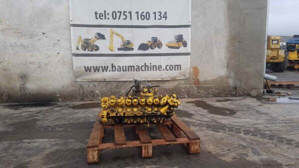 Distribuitor Hidraulic KOMATSU PAB30422