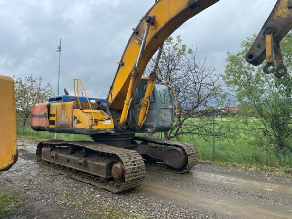 JCB JS 330