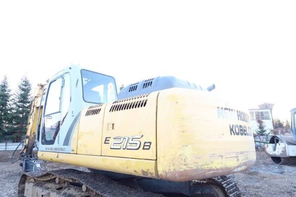 New Holland E 215