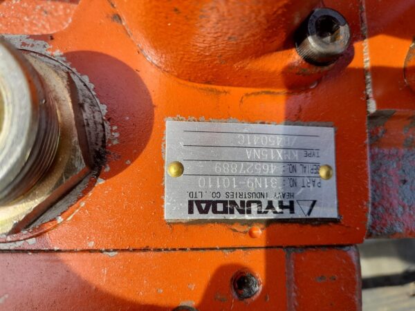Distribuitor hidraulic Hyundai KMX15NA - imagine 4