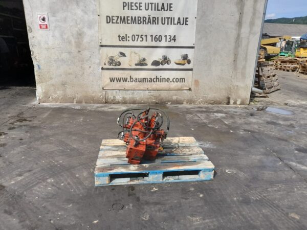 Distribuitor hidraulic Hyundai KMX15NA