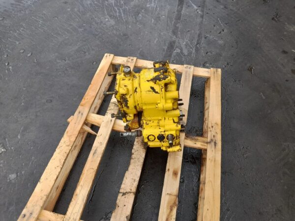 Cutie de viteze Komatsu PW110R - imagine 2