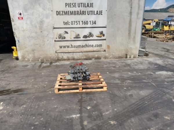 Distribuitor hidraulic KPM KMX15YC - imagine 5