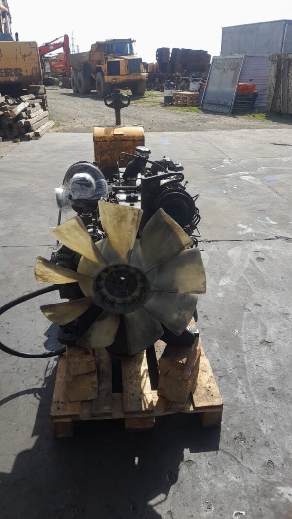 Motor Komatsu SAA60102E-2 - imagine 5