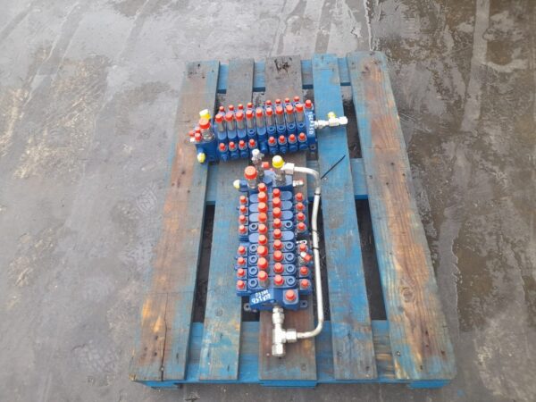 Distribuitor hidraulic Rexroth DSI148387 - imagine 2