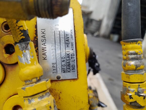Distribuitor hidraulic Kawasaki KMX13D - imagine 2
