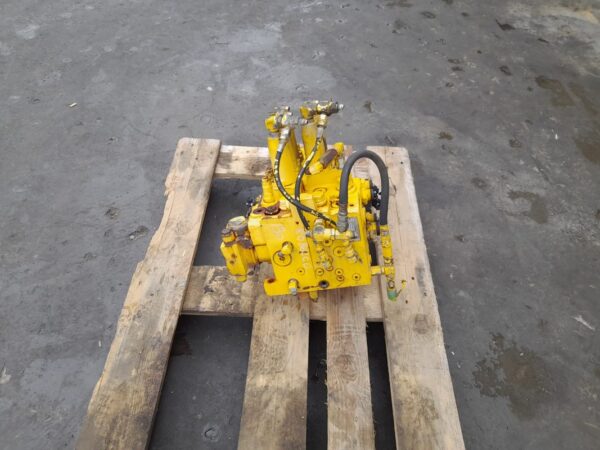 Distribuitor hidraulic Kawasaki KMX13D - imagine 3
