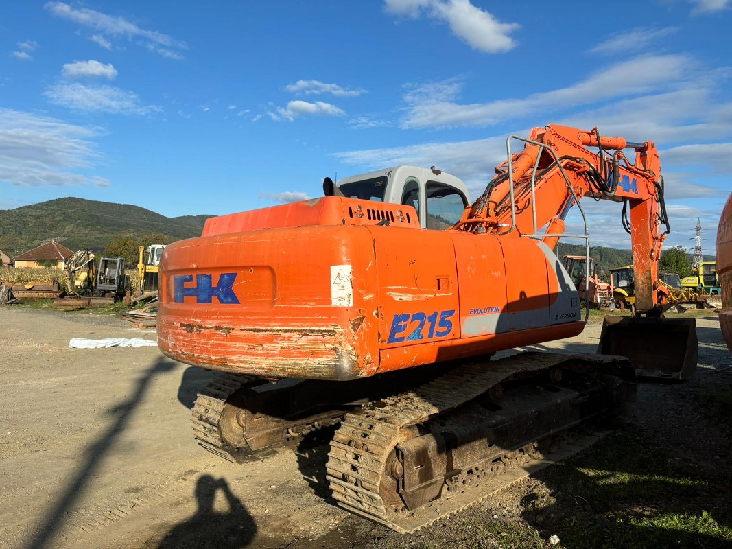 Fiat Kobelco , New Holland E 215 B - imagine 4