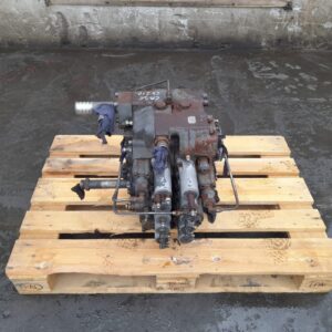 Distribuitor hidraulic Case CX 210