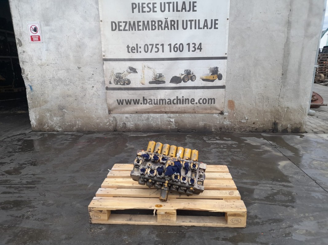 Distribuitor hidraulic Rexroth M8-1002-03 - imagine 6