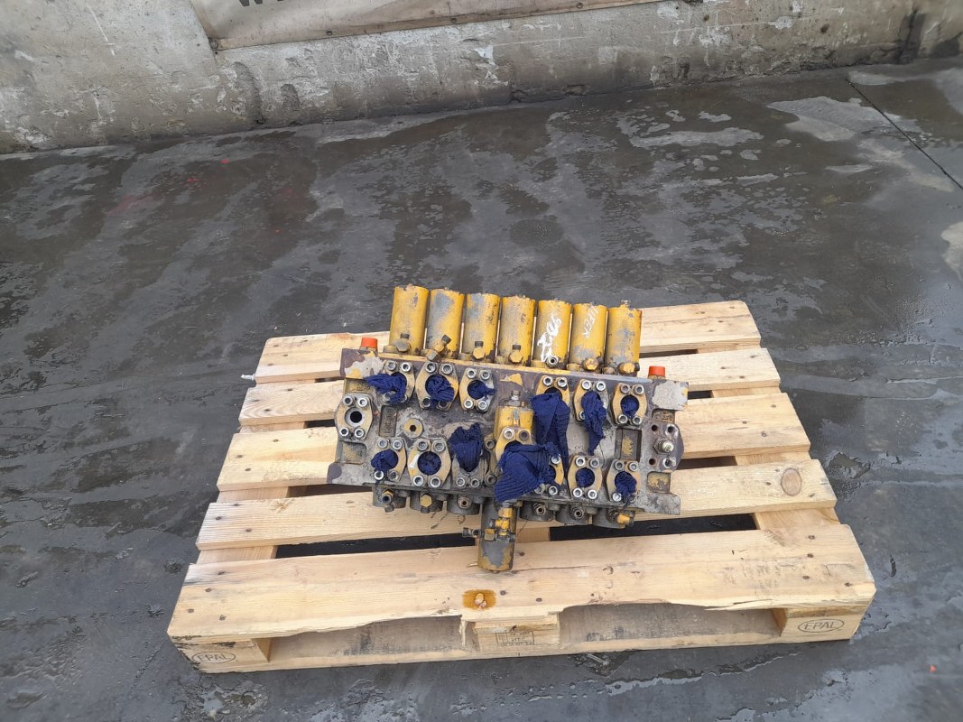 Distribuitor hidraulic Rexroth M8-1002-03