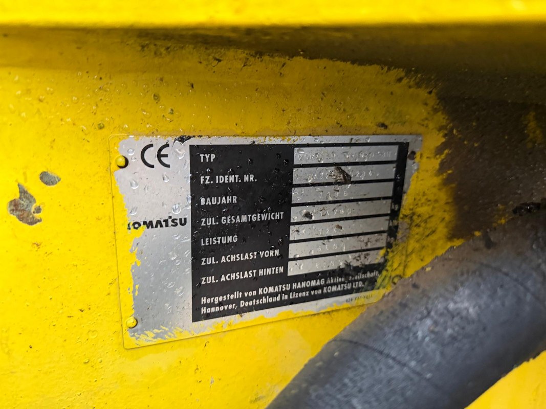 Komatsu WA320 - imagine 3