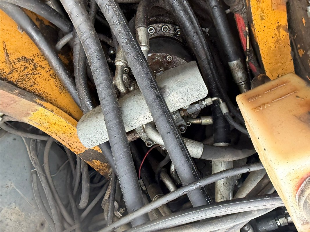 Reductor rotire Liebherr R 926 C Litronic