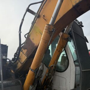 Cilindru hidraulic  Liebherr R 926 C Litronic
